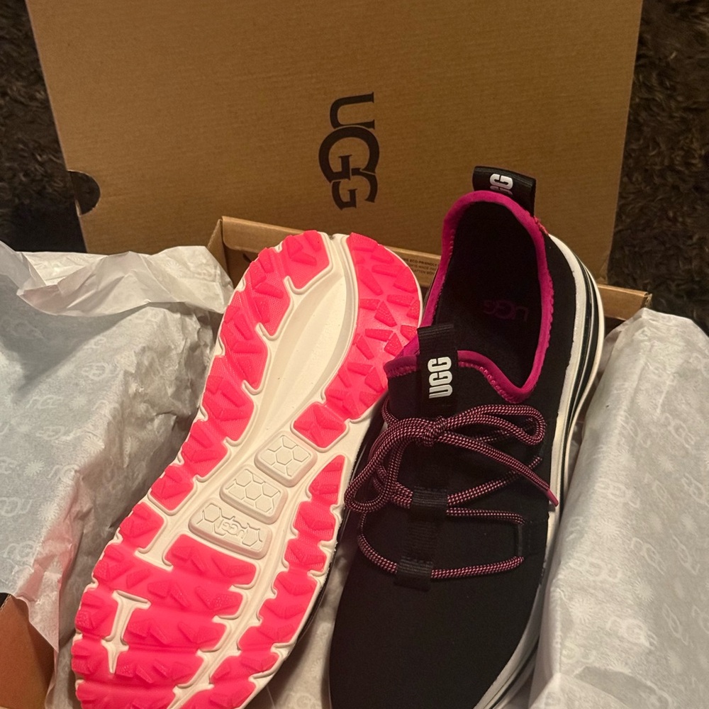UGG Women's Sneakers in Black and Pink